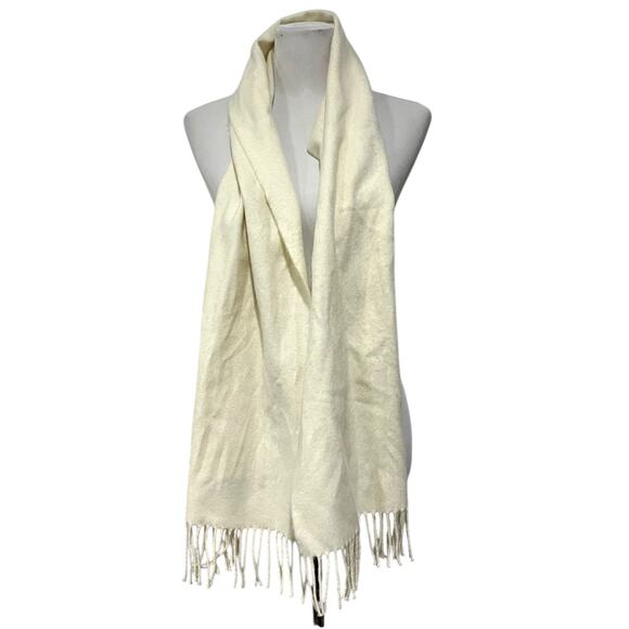 100% Cashmere Fringed Scarf Made In Scotland Solid Ivory Cream - Picture 1 of 4